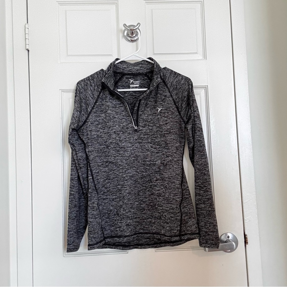 Old Navy Active Gray Quarter-Zip Pullover